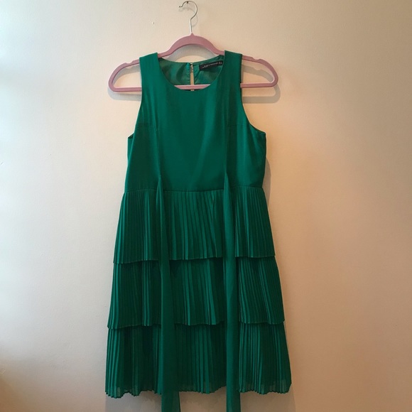 (Sold) ZARA emerald green dress - Picture 2 of 6